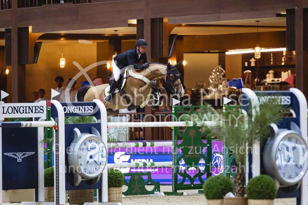 240417_Riyadh_Jumping-440 | Deine schönsten Turniermomente als professionelle Fotos! Entdecke hochwertige Pferdesport-Fotografie im Online-Shop. Jetzt Fotos finden & bestellen!