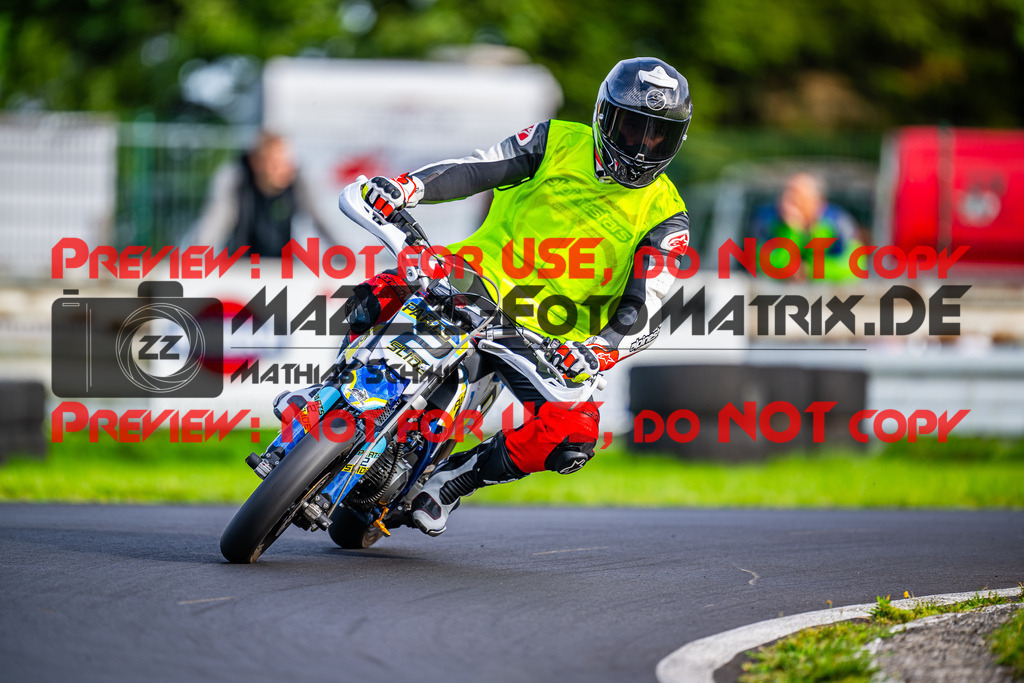 MaZZes_FotoMatrix_230920_9088 | Fotograf Mathias Schmid
Sportfotograf,
Eventfotograf,
Hochzeitsfotograf,
Portraitfotograf