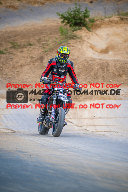 MaZZes_FotoMatrix_230812_2233 | UE40