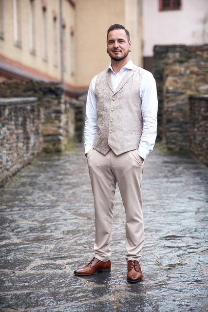 R6__0797 | Daniel Schäfer FotografieDie Schönsten Erinnerungen verblassen mit der Zeit. Doch Fotos helfen uns diese Erinnerungen, die Emotionen und den besonderen Moment ein Stück weit zurück zu holen.