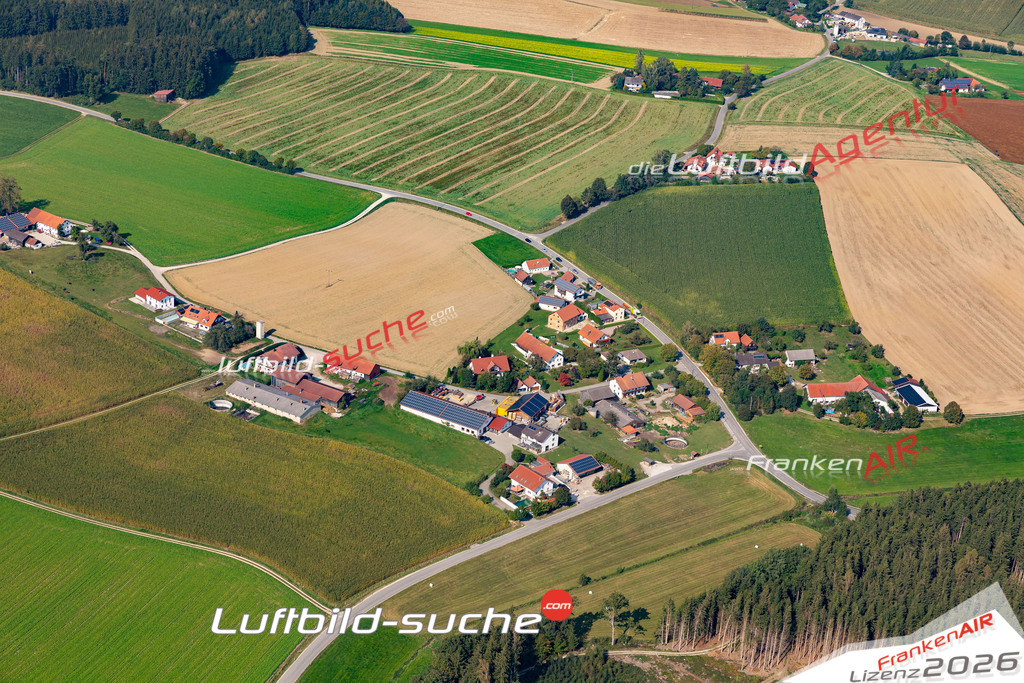 Die Luftbildaufnahme forstaibach -  wurde 2020 mittels Flugzeug (keine Drohne) erstellt. Perfekte Schärfe und Druck- Ergebnisse- Garantiert!