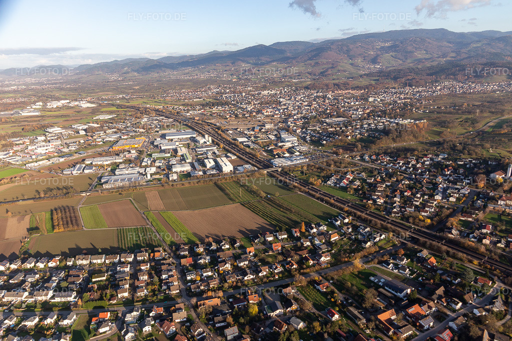 Luftbild: Industriegebiet W in Achern im Bundesland Baden-Württemberg in Deutschland. Foto: IMG_119910.jpg vom 30.11.2019 durch Werner Riehm/FLY-FOTO.de