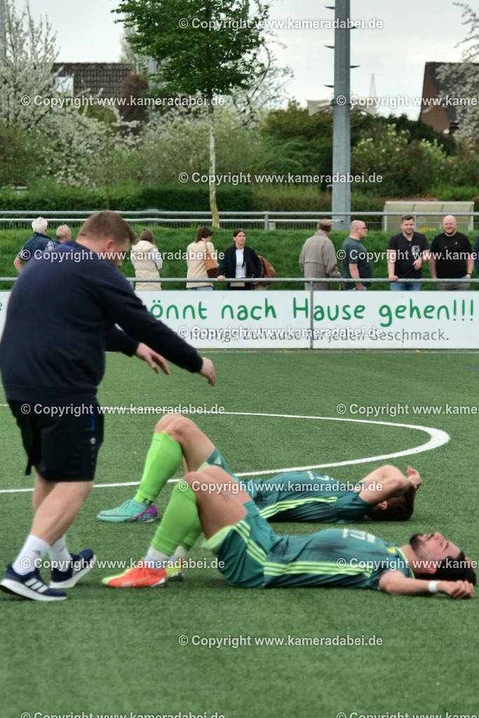 Fußball : Bezirksliga : SV 08/29 Friedrichsfeld - SUS 09 Dinslaken am 07.04.2024 | Fußball : Bezirksliga : SV 08/29 Friedrichsfeld - SUS 09 Dinslaken am 07.04.2024
 - Realisiert mit Pictrs.com