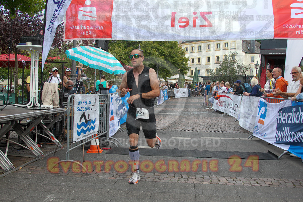 250824_1420_EV4_1565 | Sportfotografie im Rhein-Sieg Kreis, Köln, Bonn, NRW, Rheinland Pfalz, Hessen, etc. Unser Tätigkeitsfeld umfasst den Laufsport vom Volkslauf über den Marathon, Duathlon, Triathon bis zum Ultralauf wie Kölnpfad Ultra oder Schindertrail.
