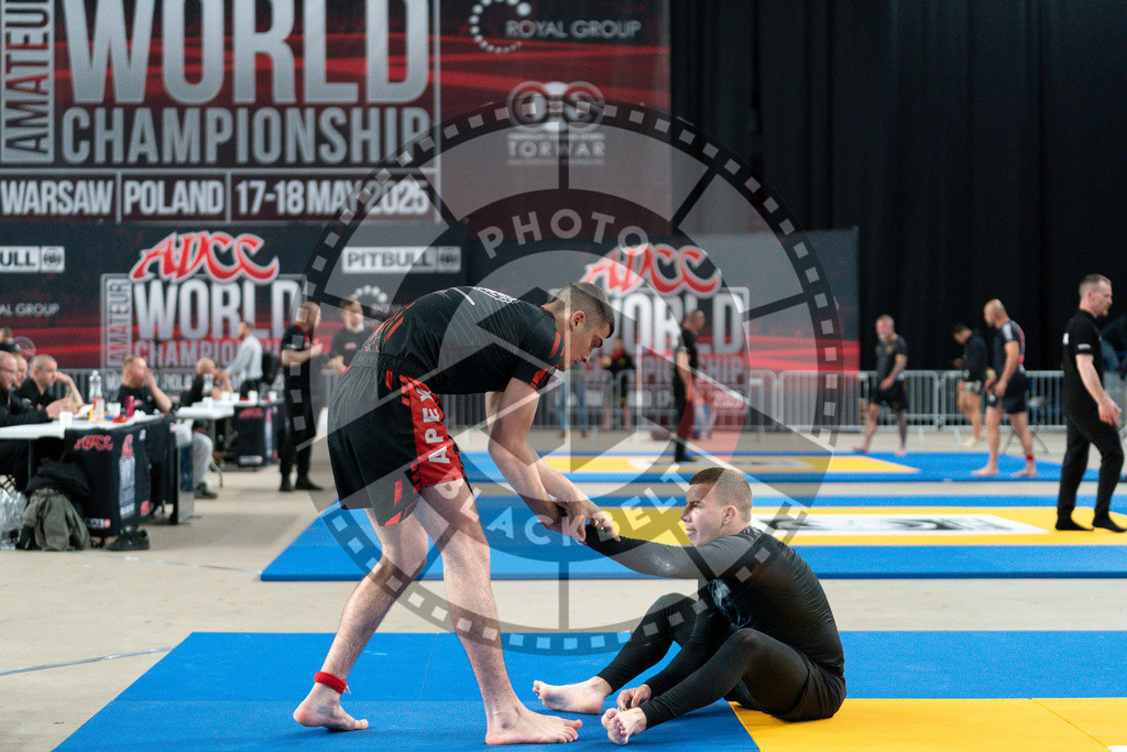 20250517PBB1952 | Athletes compete during the first day of the ADCC Amateur World Championship on May 15, 2025 in Warsaw, Poland. © Chiara Dazi / photoblackbelt