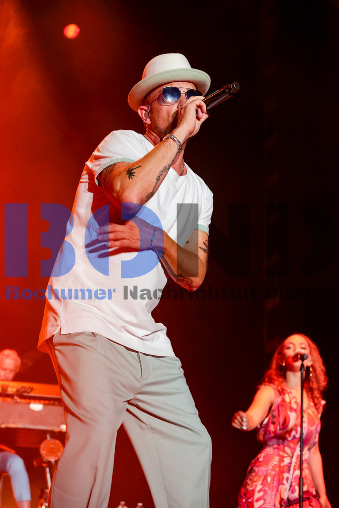 Zeltfestival Ruhr 2024 - Jan Delay  {date} -  | {headline}(Foto: Sebastian Sendlak / BOND) - Realisiert mit Pictrs.com