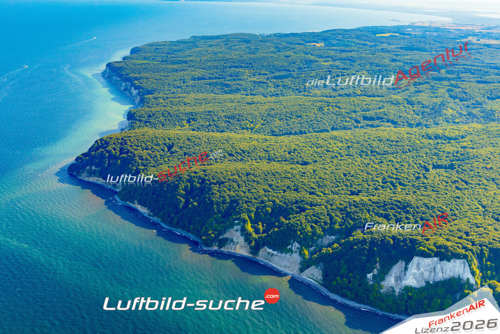 Luftaufnahme Kreidefelsen Ostsee Sassnitz - Die Luftaufnahme wurde 2025 vom UL-Flugzeug heraus erstellt ( ohne Drohne ) - Hochauflösende Luftaufnahme - für professionelle Ausdrucke geeignet. Die Geschenkidee !Mit Lizenz und Bildrechte bestellbar