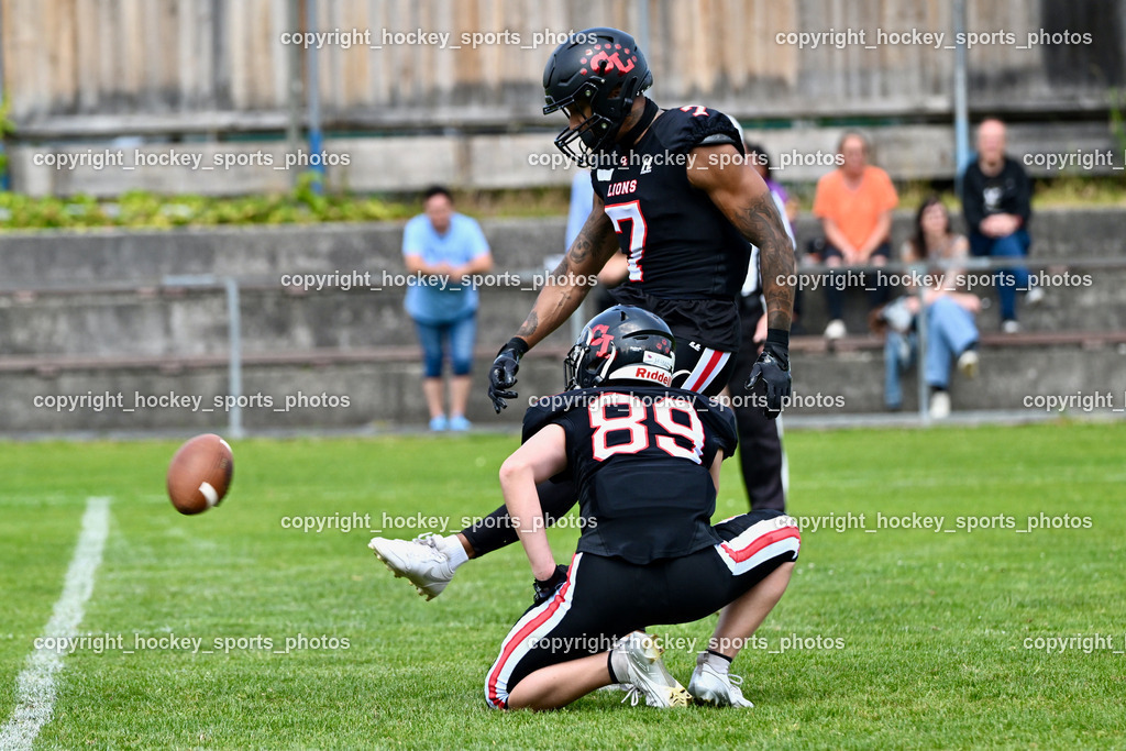 Carinthian Lions vs. Cineplexx Blue Devils | #89 Fantic Philip Carinthian Lion, #7 Monai Simon Carinthian Lion, Carinthian Lions vs. Cineplexx Blue Devils, Carinthian Lions vs. Cineplexx Blue Devils am 09.06.2025 in Klagenfurt (ASV Sportplatz), Austria, (Photo by Bernd Stefan)