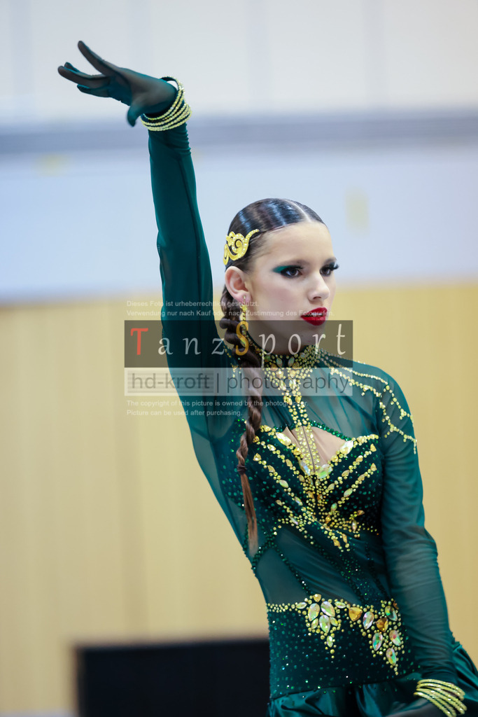 20260307_Solo-Forma_BL2_Nbg09705 | Tanzsportbilder, Standardtanz, Lateintanz, WDSF, DTV, LTVB, dancecomp, goc, hessen tanzt, blaues band der spree, walzer, tango, wiener walzer, slowfox, quickstepp, samba, rumba, cha-cha-cha, paso doble. jive, hd-kroft photography, turniertanzsport