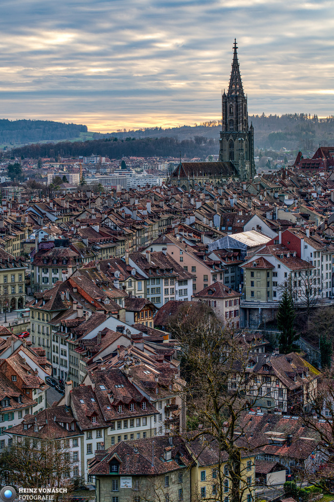 Alte_Architektur_0033 | Alle Bilder von Heinz Vonäsch Fotografie können alle zu günstigen Preisen gekauft werden! Download der Bilder, Ausdrucke, Postkarten, Tassen T-Shirts, Kalender, Alu- Dibond usw. - Realisiert mit Pictrs.com