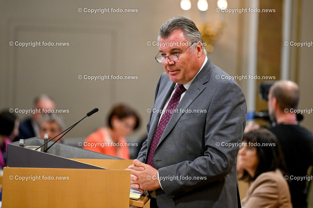 Landhaus Linz_ Promenade_ Landtagssitzung_ 13.06.2024-54 | 13.04.2024, Landhaus Linz AUT, Promenade, Landtagssitzung, im Bild LR Guenther Steinkellner (FP)