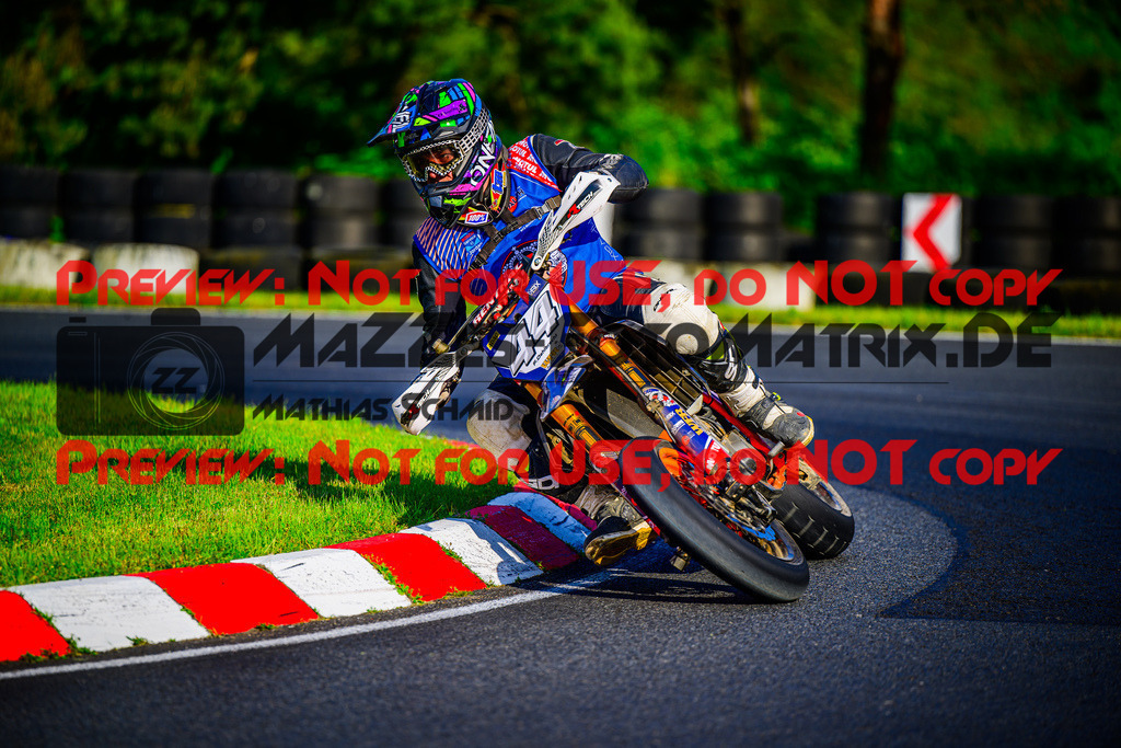 MaZZes_FotoMatrix_240511_6021986_8801 | UE40