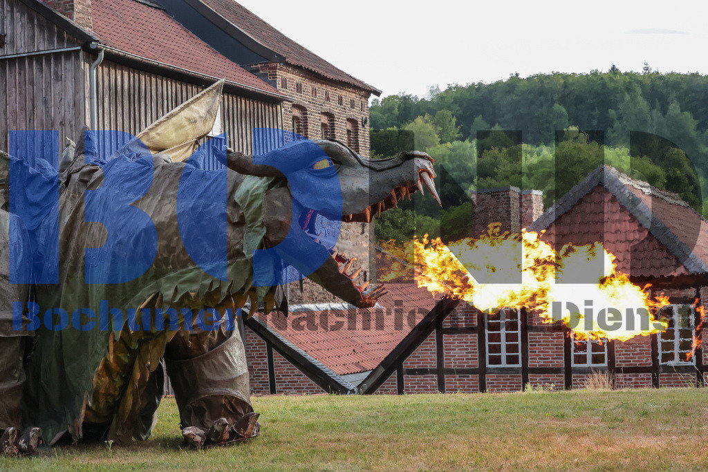 SES_MKRLHE20250705-73 | bond - Realisiert mit Pictrs.com