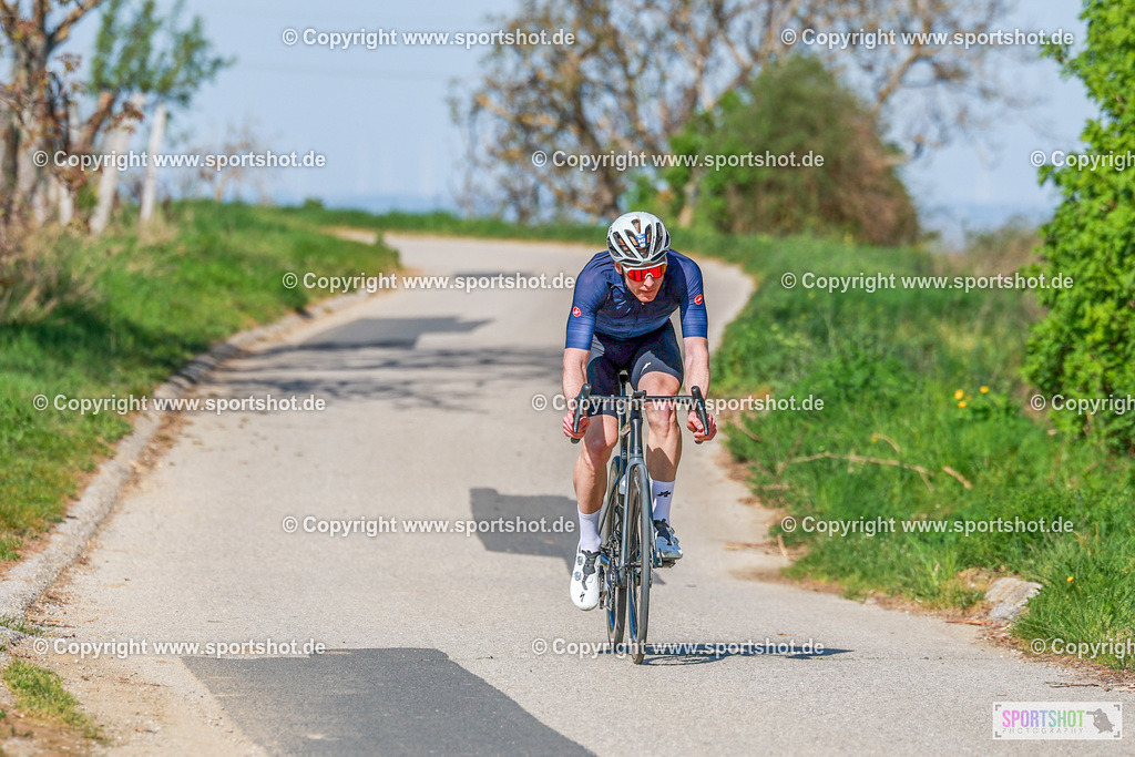 532_AR6_8114 | Neusiedlersee Radmarathon 2026@sportshot_your_pictrs #yourpictures#roadtowm2029 #nrm #neusiedlerseeradmarathon #neusiedlersee #neusiedlerseetourismus #burgenland #mörbisch #nrm26 #burgenlandtourismus #voglundco #poweredbyburgenlandtourismus #radsport #rad #marathon #ucigranfondo #visitburgenland #ucigranfondoworldseries