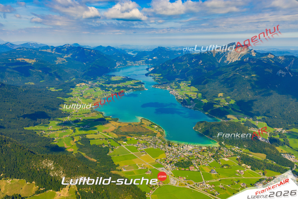 Schrägluftbild  Wolfgangsee  Strobl - Das Luftbild wurde 2025 vom UL-Flugzeug heraus erstellt ( keine Drohne ) - Hochauflösende Luftaufnahme -Nicht vergleichbar mit Google Maps oder Satelittenbilder- Die Geschenkidee !Mit Lizenz und Bildrechte bestellbar