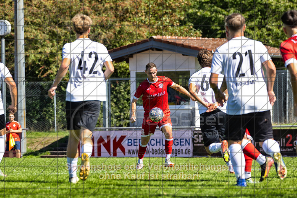 20260906_133455_0168-Bearbeitet_(c)_by_PhotoPeet | #,1.FC Donzdorf II (rot) vs. SGM Jebenhausen-Bezgenriet (weiß), Fußball, Kreisliga A3 - Bezirk Neckar/Fils, 02. Spieltag, Saison 2026/2027, Rasenplatz Lautertal Stadion, Süßener Straße 16, 73072 Donzdorf, 06.09.2026 - 13:00 Uhr,Foto: PhotoPeet / Sport- &amp; Eventfotografie / Peter Harich