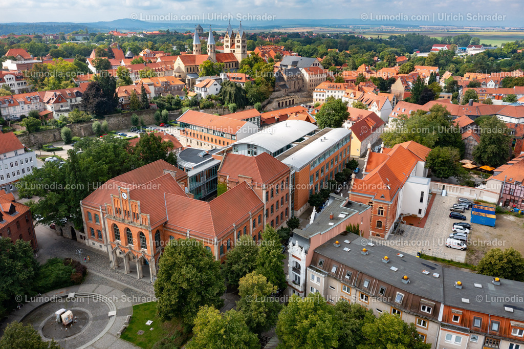 10049-51701 - Gymnasium Martineum Halberstadt | Stockfoto und Bilderpool mit Bildmaterial aus Deutschland, dem Harz, Halberstadt, Quedlinburg, Wernigerode und weltweit. Qualitativ hochwertige und professionelle Fotos anschauen und kaufen. - Realisiert mit Pictrs.com