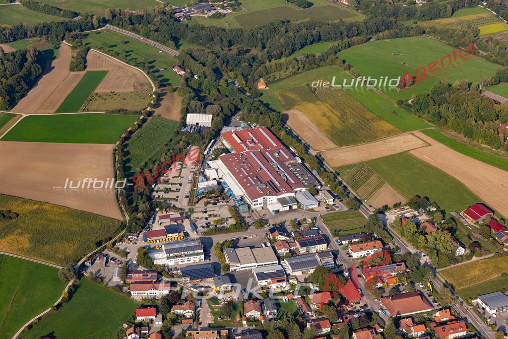 Aktuelles Luftbild von   - Die Luftaufnahme wurde 2020 mittels UL-Flugzeug erstellt ( keine Drohne ) - hochauflösende Kamera-Systeme von  Canon -Beste Qualität - Für grossformatige Ausdrucke geeignet. Die Geschenkidee !