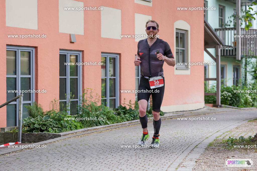 KSZ_6313 | Stadttriathlon Erding 2025. #yourpictrs #sportshot_your_pictrs @Sportshotphotography #stadttriathlonerding Copyright: www.sportshot.de