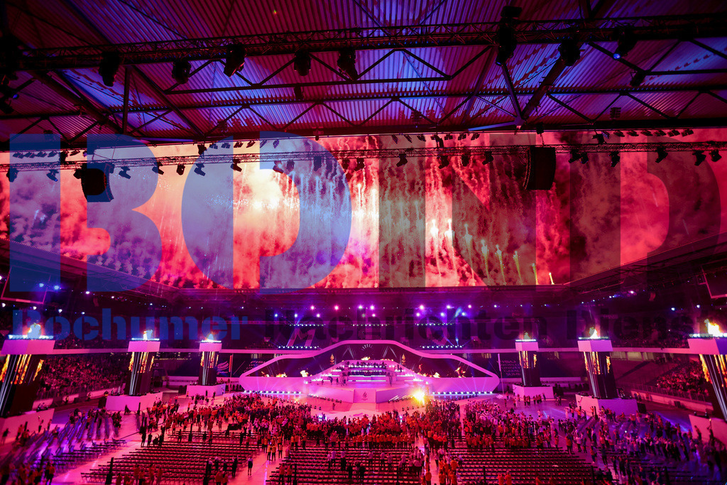 SES_TTGOPC20250716-207 | bond - Realisiert mit Pictrs.com