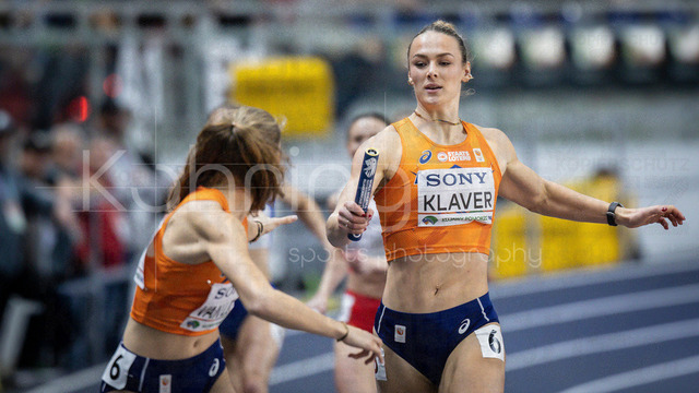 World Athletics Indoor Championships Kujawy Pomorze 26, 22.03.2026 | TORUN, POLAND - MARCH 22:  Lieke KLAVER (NED), Madelief VAN LEUR (NED) during their part of the 4x400m relays during the World Athletics Indoor Championships Kujawy Pomorze 26 on day 3 / session 1 at Kujawsko-Pomorska Arena Torun on March 22, 2026 in Torun, Poland. 