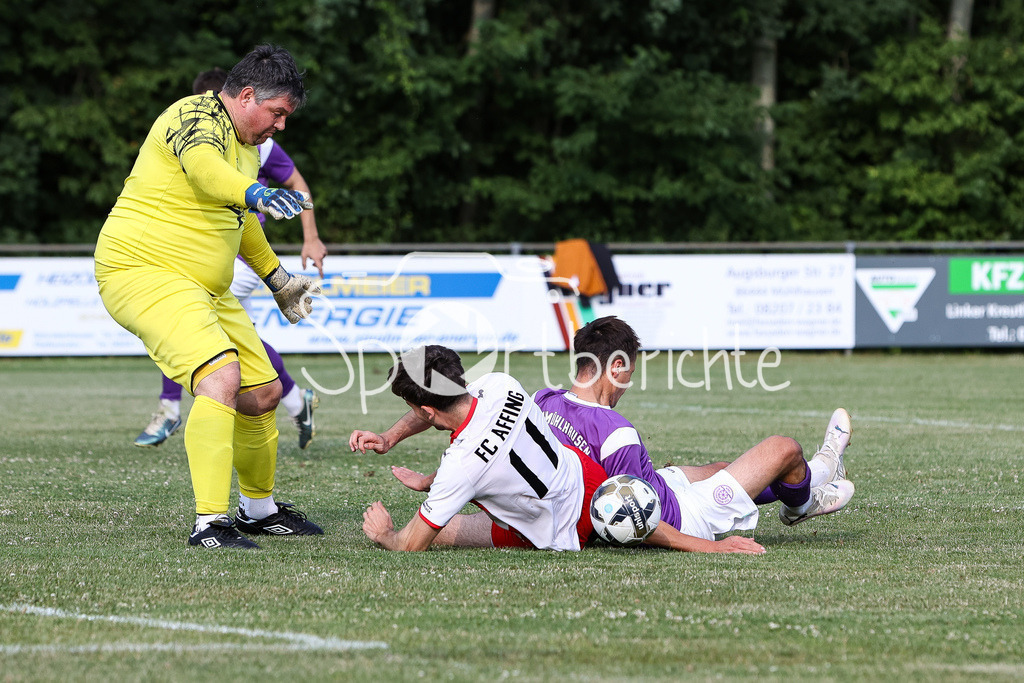 TSV Mühlhausen - FC Affing | Foul vor Elfmeter / TSV #40 / FCA #11 / TSV #4