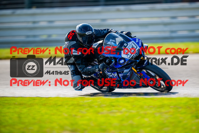 MaZZes_FotoMatrix_240702_6007705_1734 | WEISS