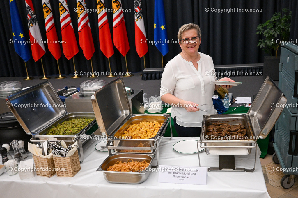 Landhaus Linz_ Promenade_ Landtagssitzung_ 07.03.2024-78 | 07.03.2024, Landhaus Linz AUT, Promenade, Landtagssitzung, im Bild Verpflegung der Betriebskueche Land Ooe