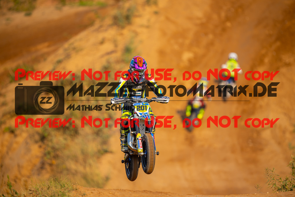 MaZZes-Fotomatrix-20260815-598948 | ROOKIES