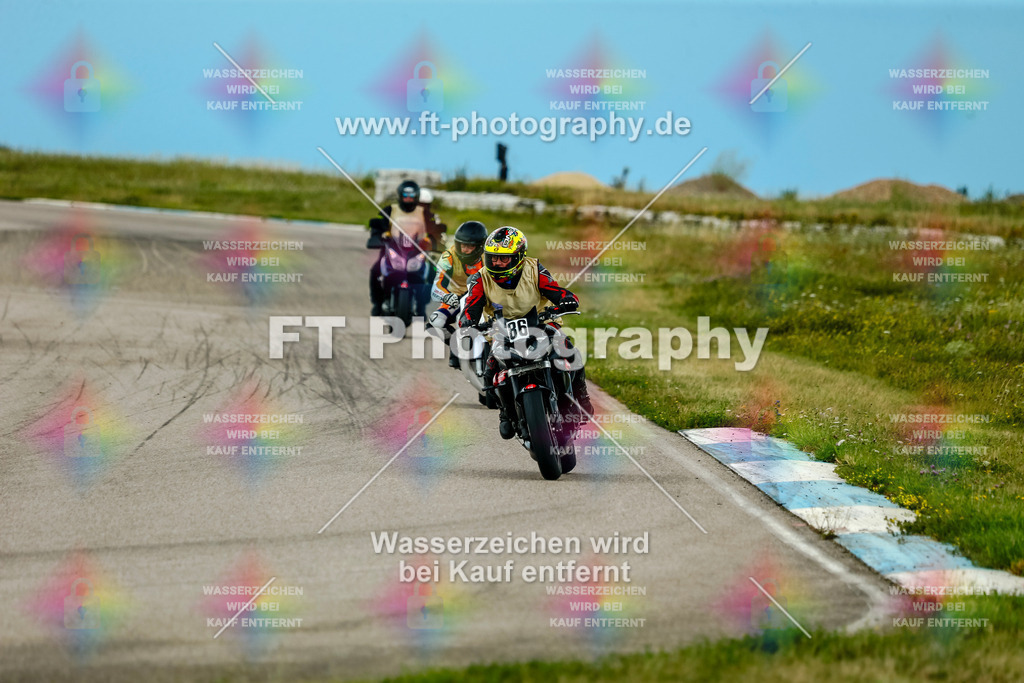 Chambley Juli-3096 | Hier findet Ihr Bilder von Touristenfahrten auf der Nürburgring Nordschleife oder von anderen Veranstaltungen die ich besucht habe. Viel Spass beim Durch Schauen 