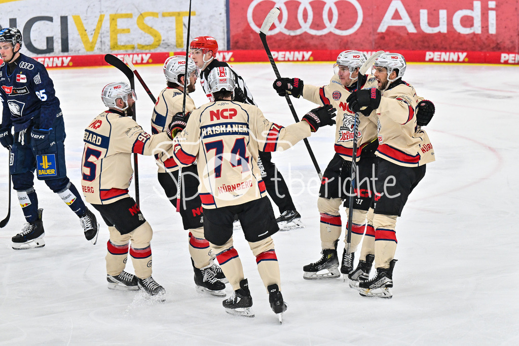 ERC Ingolstadt - Nuernberg Ice Tigers | Jubel der Gaeste nach dem Treffer zum 1-2 durch Cole MAER (Nuernberg Ice Tigers 14) / Tor / Torschuetze / Freude / Happy / DEL: ERC Ingolstadt - Nuernberg Ice Tigers, Saturn-Arena am 26.03.2025