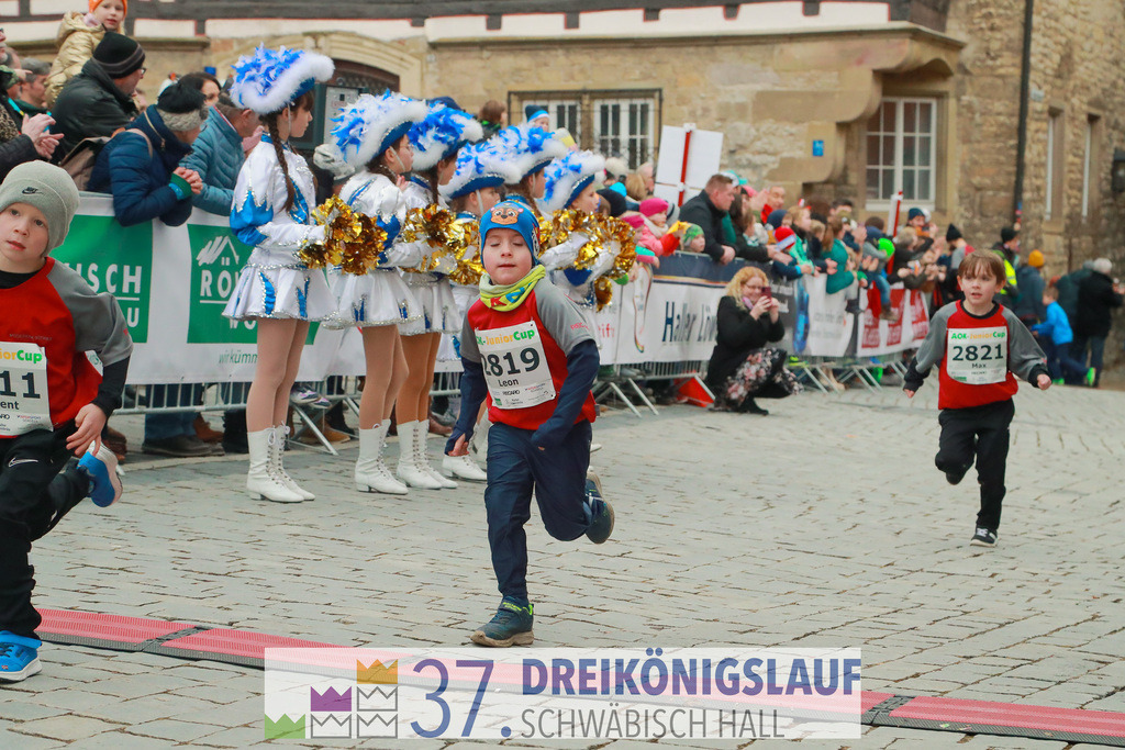 AOK JuniorCup 400m | 3Koenigslauf 2023 - Realisiert mit Pictrs.com