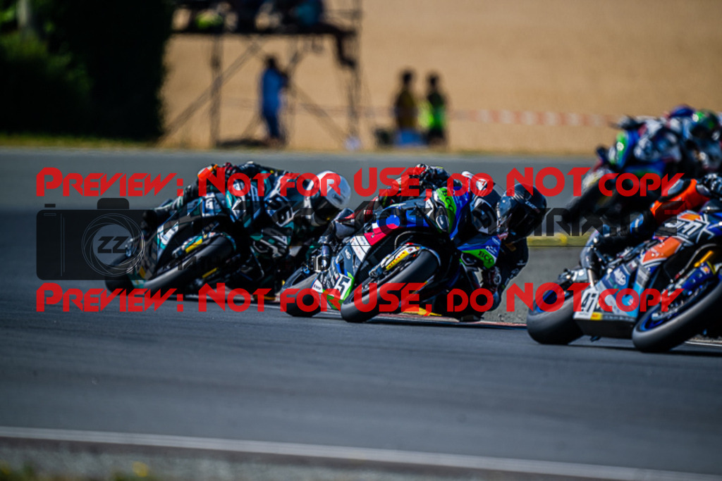 MaZZes_FotoMatrix_220724_0288 | IDM1000