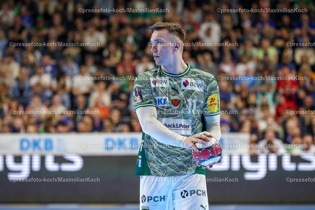 xSSCx18042601051 | 18.04.2026, xsscx, Handball, DHB-Pokal Lidl Final4, TBV Lemgo-Lippe - Füchse Berlin, Saison 2025 / 2026 Herren, Lanxess Arena: Lasse Andersson (Füchse Berlin #11) Photo: xSandraxScherningxPressefotoKochx