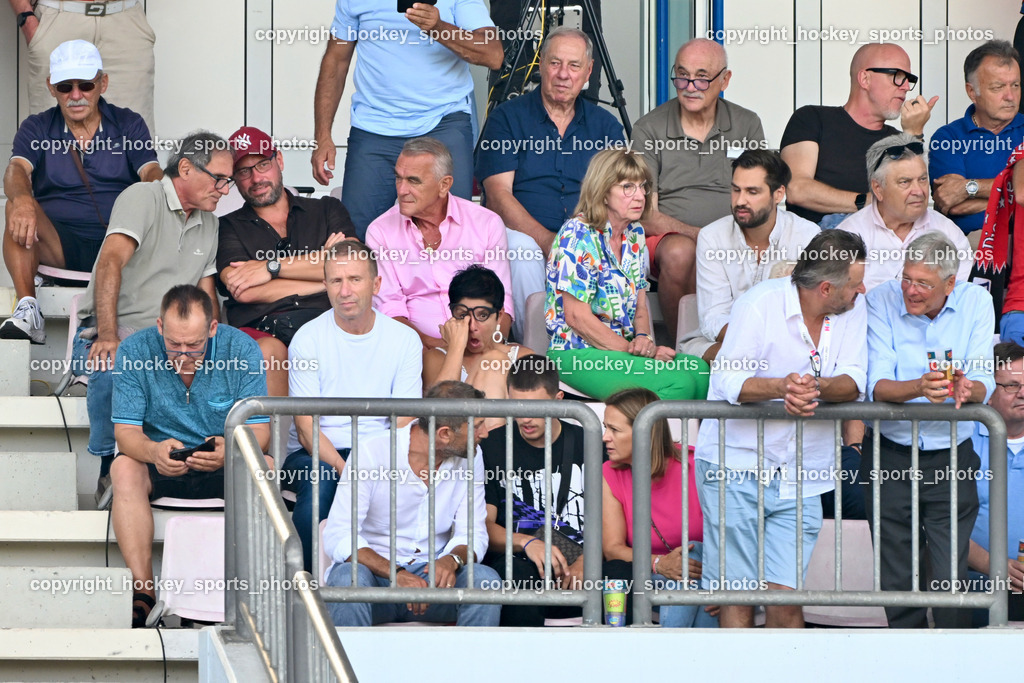 ATUS Velden vs. GAK | ÖFB Präsident Klaus Mitterdorfer, Kärntner Landeshauptmann Peter Kaiser, Besucher Stadion Lind, ATUS Velden vs. GAK, ATUS Velden vs. GAK am 26.07.2024 in Villach (Stadion Lind), Austria, (Photo by Bernd Stefan)
