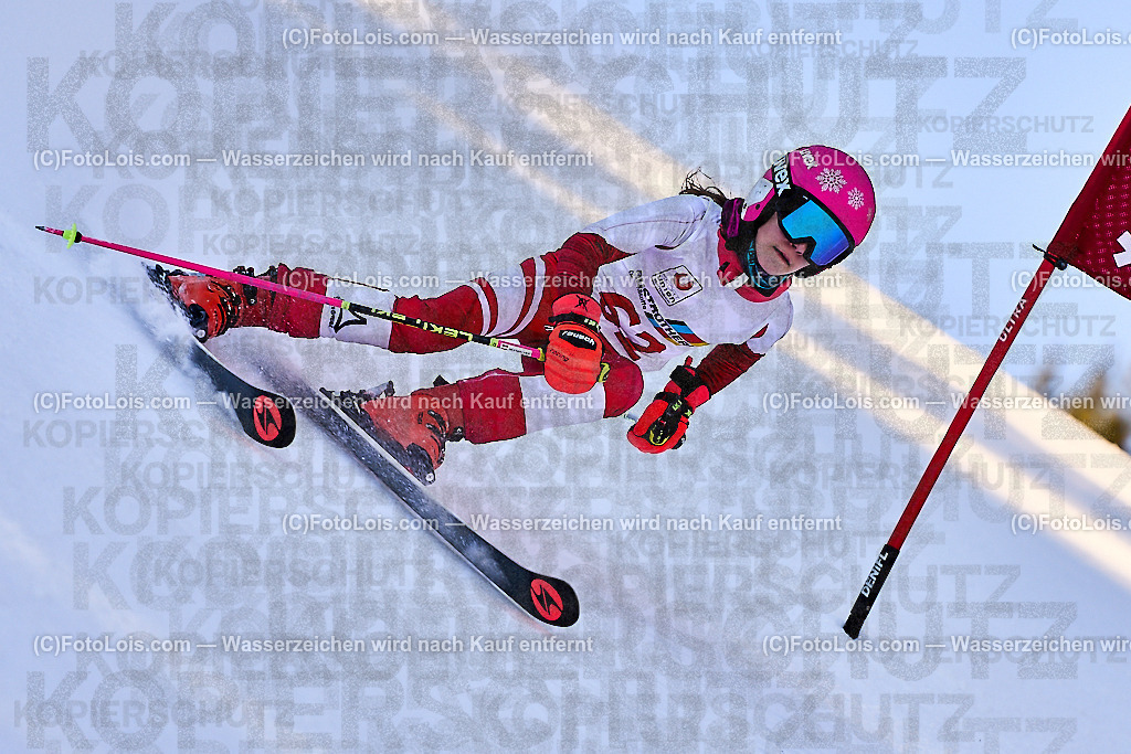 ALP8922_NOe-Kindervergleich-RTL_Hofmacher Xenia | (C)FotoLois.com, Alois Spandl. Sportunion Trattenbach, NÖ Kindervergleichs-Skirennen, RTL auf dem Feistritzsattel, So 28. Januar 2024.