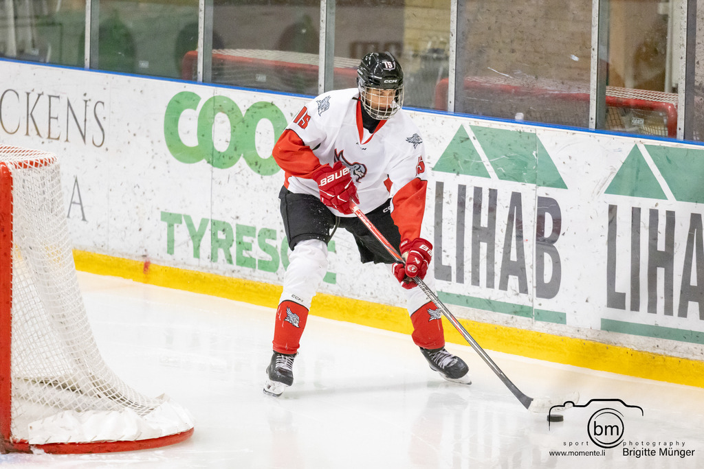 Tyresö Hanviken Hockey vs IFK Täby HC_570A0471 | Preseason U18 Regional Herr Östra - Realisiert mit Pictrs.com