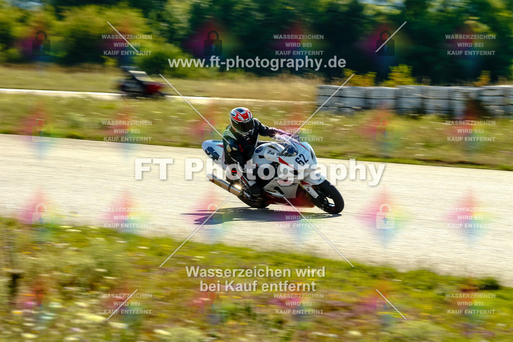 Chambley Juli-0284 | Hier findet Ihr Bilder von Touristenfahrten auf der Nürburgring Nordschleife oder von anderen Veranstaltungen die ich besucht habe. Viel Spass beim Durch Schauen 