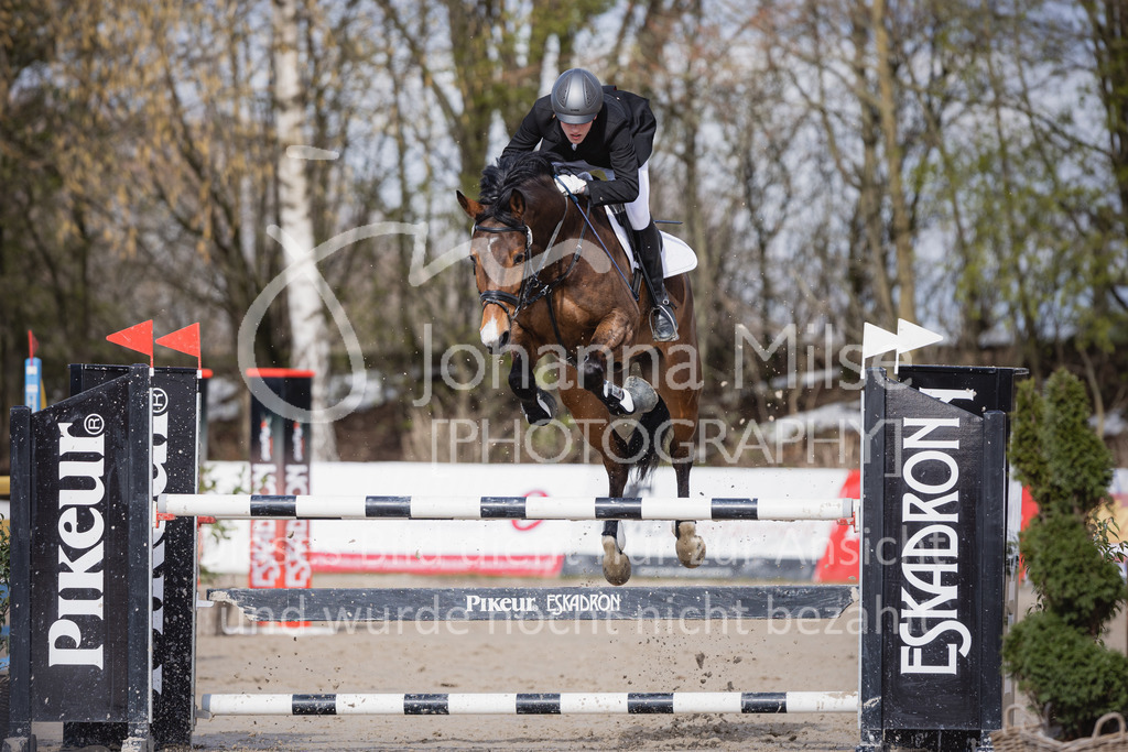 220403_HF-Laar_L-Spr-146 | SEASON OPENING 2022
Herford Laar
03.04.2022
11 Springprüfung Kl.L m.Siegerrunde