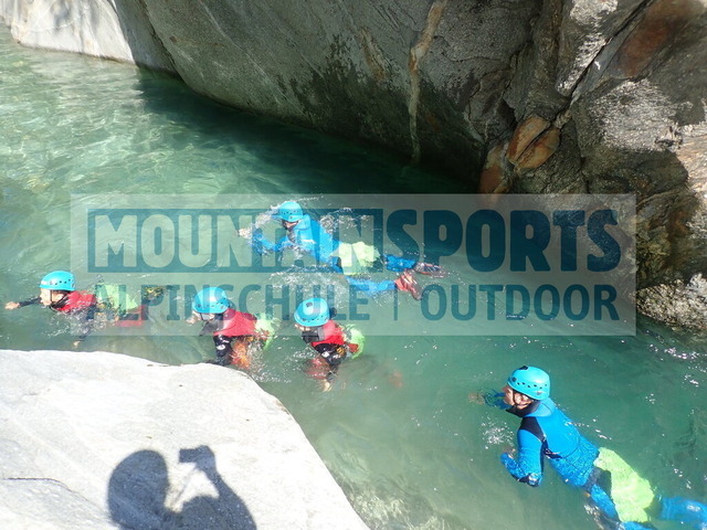 P8150180 | Bestelle die Bilder deines Berg- oder Wasser-Abenteuers mit Mountain Sports bequem von zu Hause aus direkt über unseren Online Fotoshop von pictrs.com. - Realisiert mit Pictrs.com