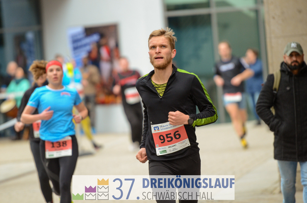 VR Bank Hauptlauf 10000m | 3 Koenigslauf 2023 - Realisiert mit Pictrs.com