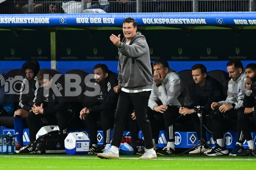 KBS Picture_HSV-Mainz05_045 | Polzin Merlin Trainer (HSV) ,Sportplatz :  Volksparkstadion, - Realisiert mit Pictrs.com