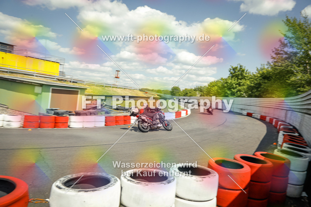 OBK_Mai_Justin_Uwe-11034 | Hier findet Ihr Bilder von Touristenfahrten auf der Nürburgring Nordschleife oder von anderen Veranstaltungen die ich besucht habe. Viel Spass beim Durch Schauen 