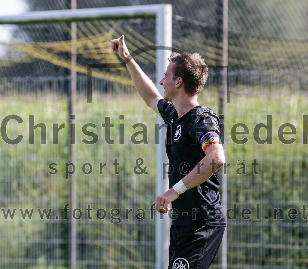 2023-09-17_031_DJK_Ottenhofen_gegen_FC_Finsing_II | Ottenhofen, Deutschland, 17.09.2023:
Fußball, Kreisklasse 2023 / 2024, 7. Spieltag, DJK Ottenhofen gegen FC Finsing II, Endergebnis: 3:0

Nico Beikirch-Wehking (DJK Ottenhofen, #7)

Foto: Christian Riedel / fotografie-riedel.net