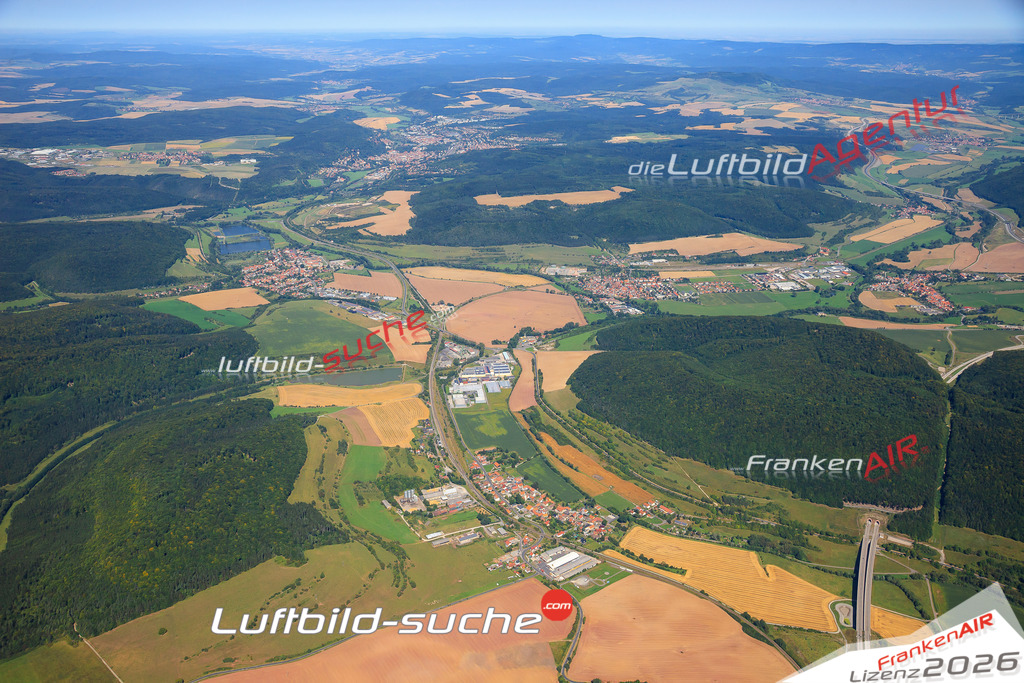 Die Luftaufnahme der Stadt Ritschenhausen wurde vom UL-Flugzeug heraus erstellt ( keine Drohne )- hohe Auflösung für beste Qualität