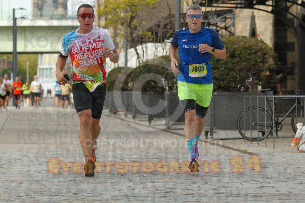 250920_1521_EV4_8554 | Sportfotografie im Rhein-Sieg Kreis, Köln, Bonn, NRW, Rheinland Pfalz, Hessen, etc. Unser Tätigkeitsfeld umfasst den Laufsport vom Volkslauf über den Marathon, Duathlon, Triathon bis zum Ultralauf wie Kölnpfad Ultra oder Schindertrail.