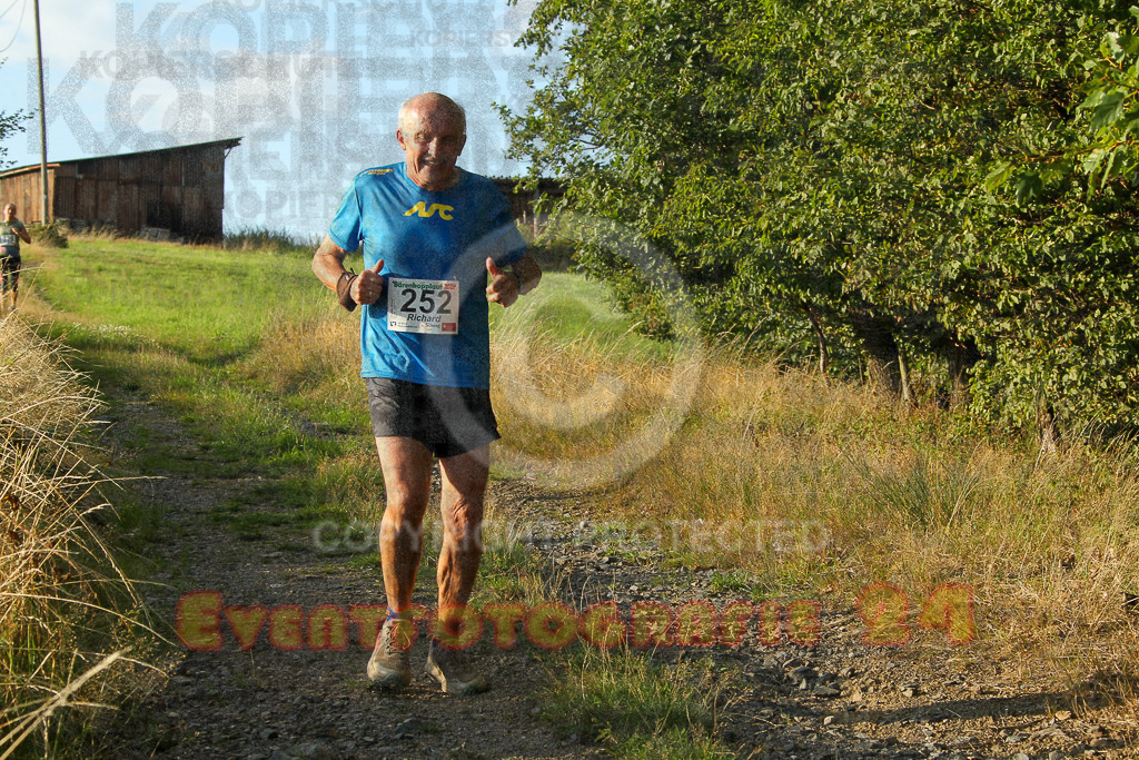 250801_1923_EV4_8607 | Sportfotografie im Rhein-Sieg Kreis, Köln, Bonn, NRW, Rheinland Pfalz, Hessen, etc. Unser Tätigkeitsfeld umfasst den Laufsport vom Volkslauf über den Marathon, Duathlon, Triathon bis zum Ultralauf wie Kölnpfad Ultra oder Schindertrail.