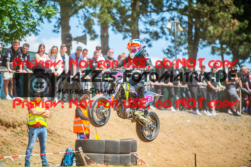 MaZZes_FotoMatrix_220529_7384 | Fotograf Mathias Schmid
Sportfotograf,
Eventfotograf,
Hochzeitsfotograf,
Portraitfotograf