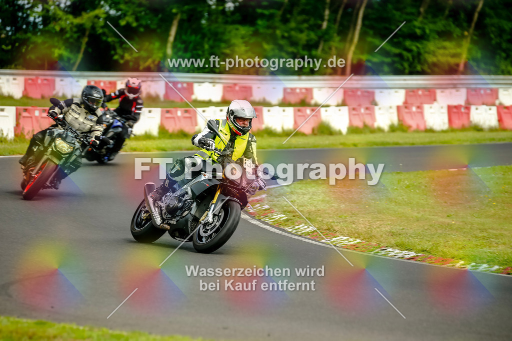VBK-4591 | Hier findet Ihr Bilder von Touristenfahrten auf der Nürburgring Nordschleife oder von anderen Veranstaltungen die ich besucht habe. Viel Spass beim Durch Schauen 