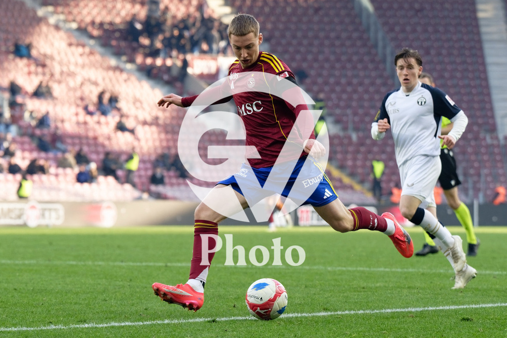 Brack Super League - Servette FC v FC Zurich | Thomas Lopes (36 Servette FC) in action (close up)  during the Brack Super League match between Servette FC and FC Zurich at Stade de Geneve in Geneva, Switzerland